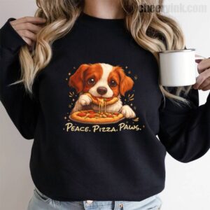 Sweatshirt Cute Spaniel Dog Eating Pizza 9